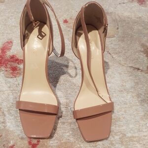 NEW Nine West Heels